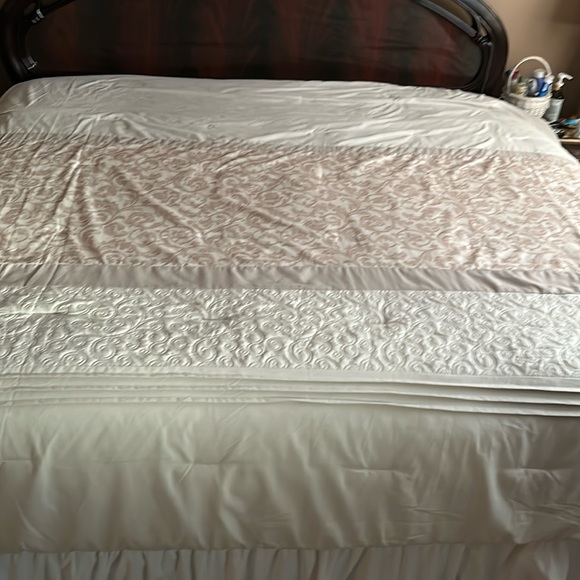 King 3 piece comforter set - Picture 1 of 5